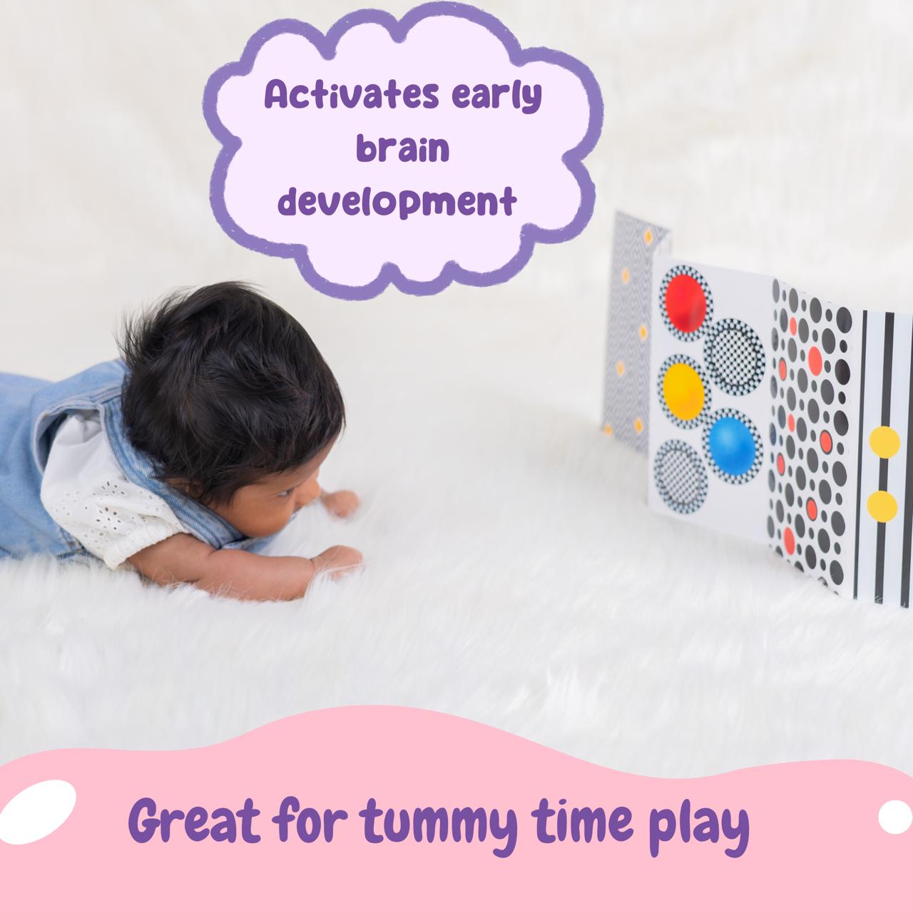 High contrast Stand-up cards (0 - 3 months)